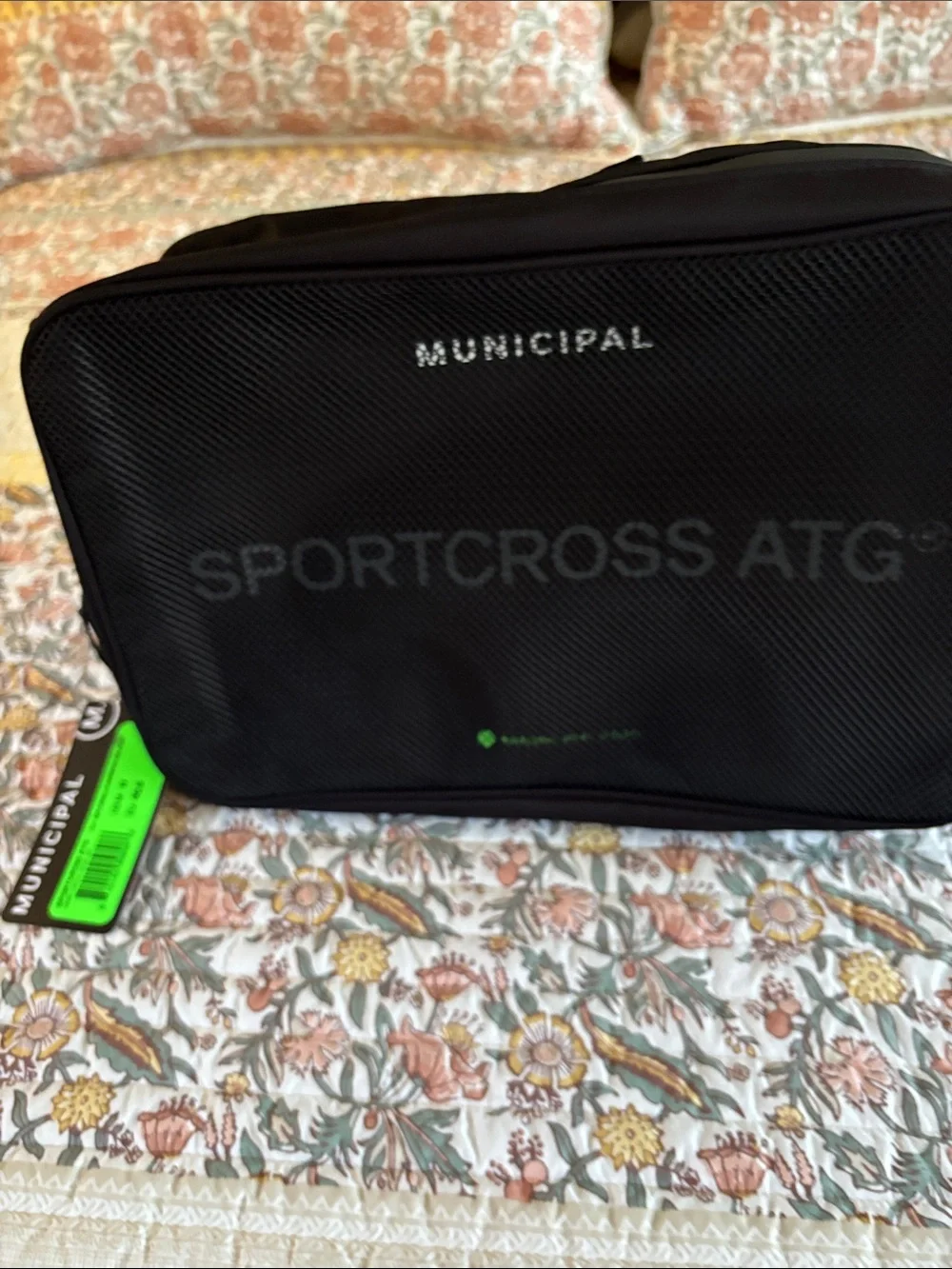 Municipal black travel